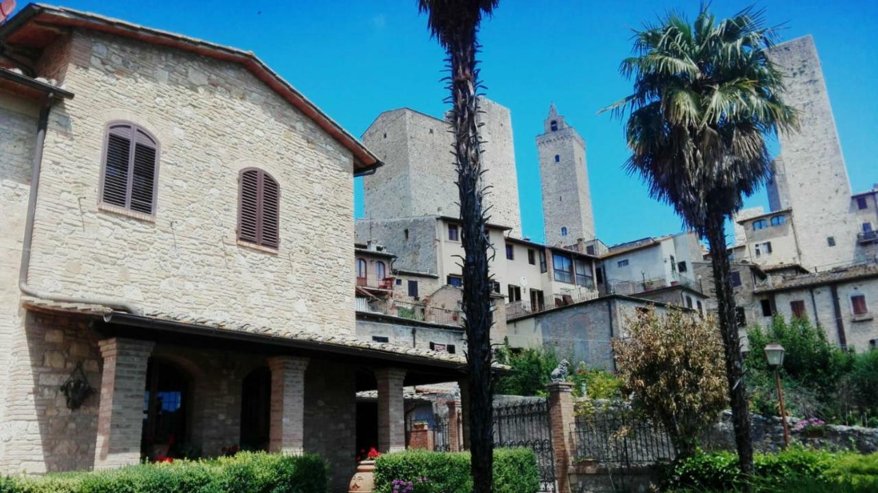 Affittacamere Chiti Melania San Gimignano Exterior foto